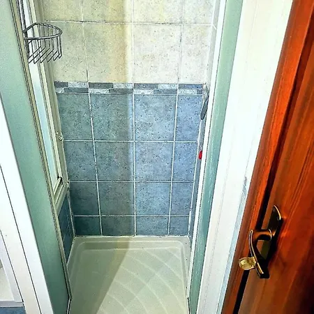 Lägenhet Casa In Mansarda Con Terrazza